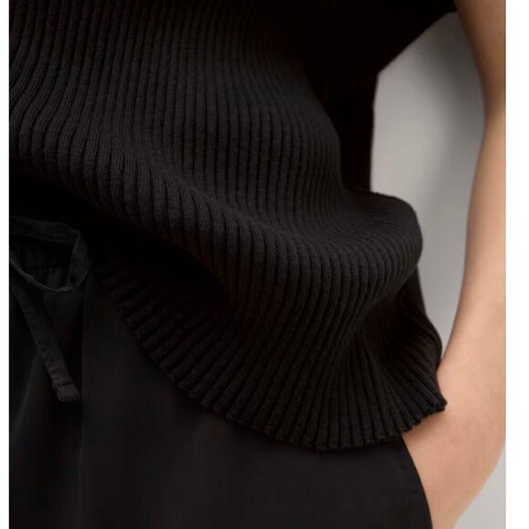 Everlane | The Cotton Knit Caftan Top - Picture 5 of 10